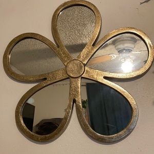 flower shaped mirror